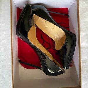 Louboutin Pigalle Plato lack patent 39.5